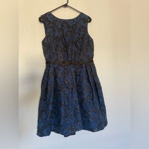 Taylor Holiday Dress